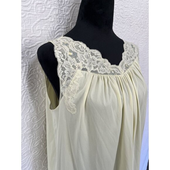 Vintage Shadowline YELLOW Night Gown Negligee Lace Lingerie Grannycore - Picture 1 of 12